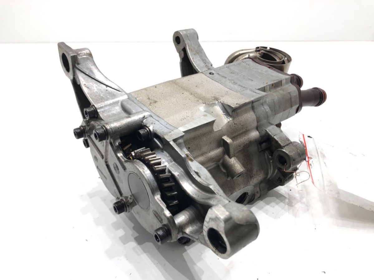 VW TOUAREG (7LA, 7L6, 7L7) 2002 - 2013 POMPA OLEJU AYH